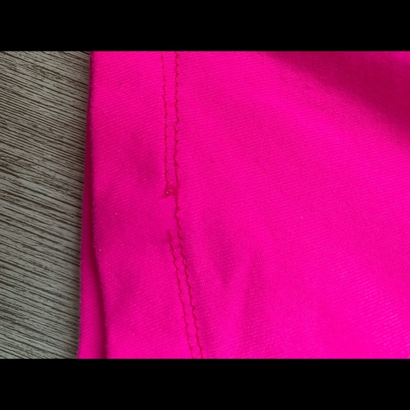 Lululemon Deep V Hot Pink Razorback Tank - Picture 8 of 8